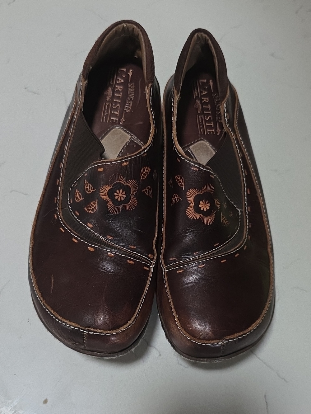 L'ATISTE Brown Floral Leather Slip-On Shoes Size 37